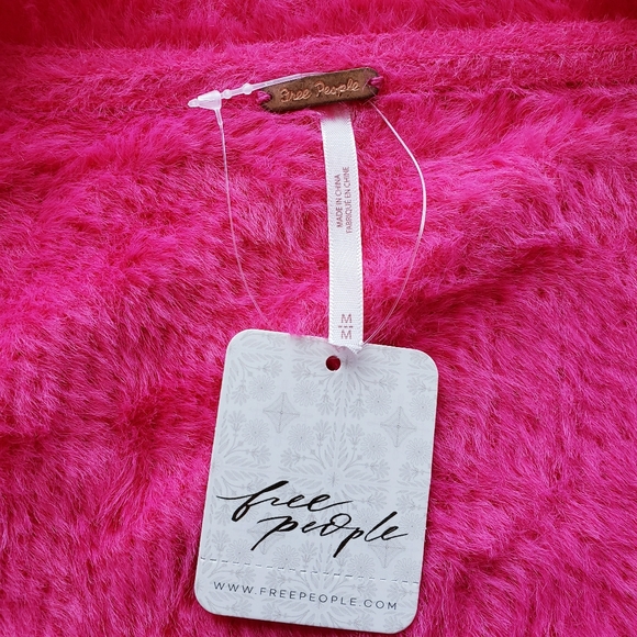🆕️Free People Moonbeam Cropped Boho-Chic Sweater Raspberry Pop Pink SZ Medium - Picture 10 of 14